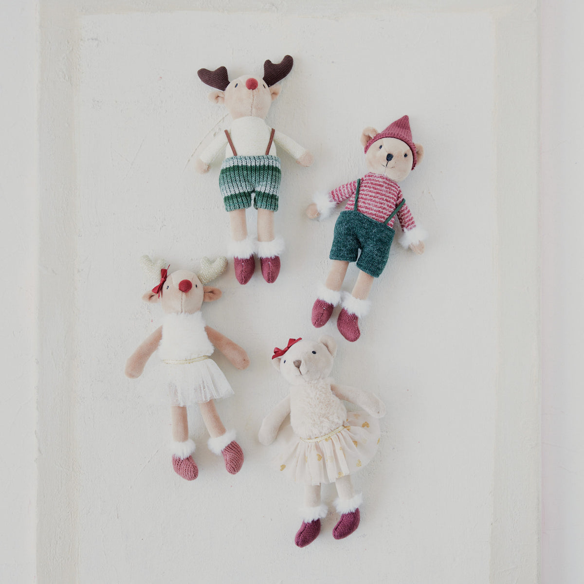 Plush Holiday Animal, Feathered Farmhouse