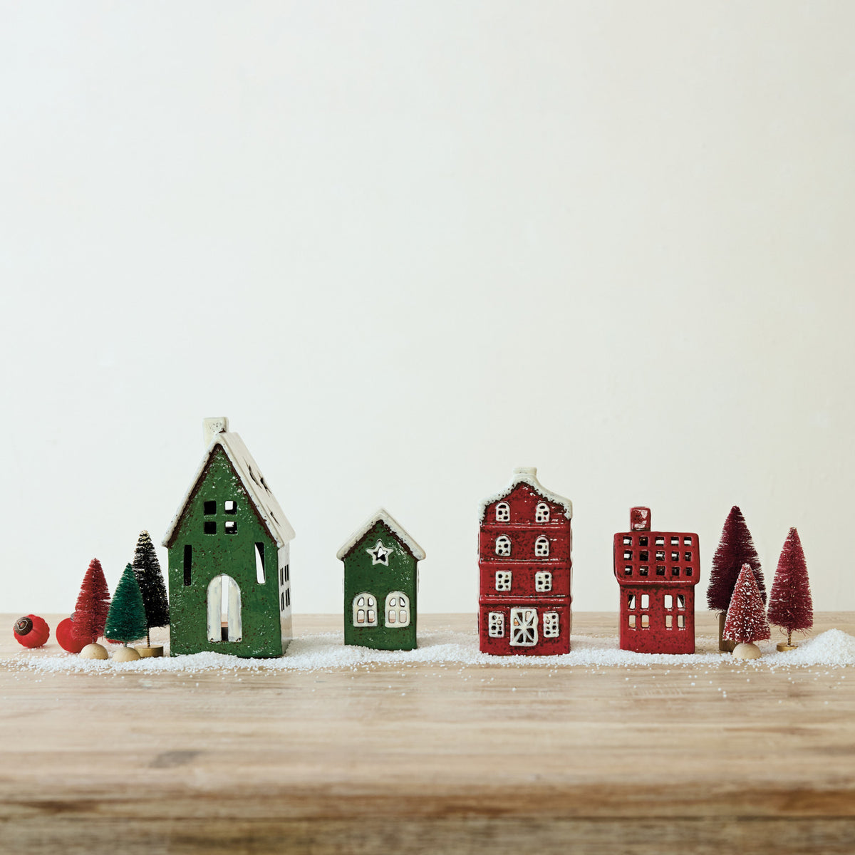 House Shaped Tealight Holder, Feathered Farmhouse