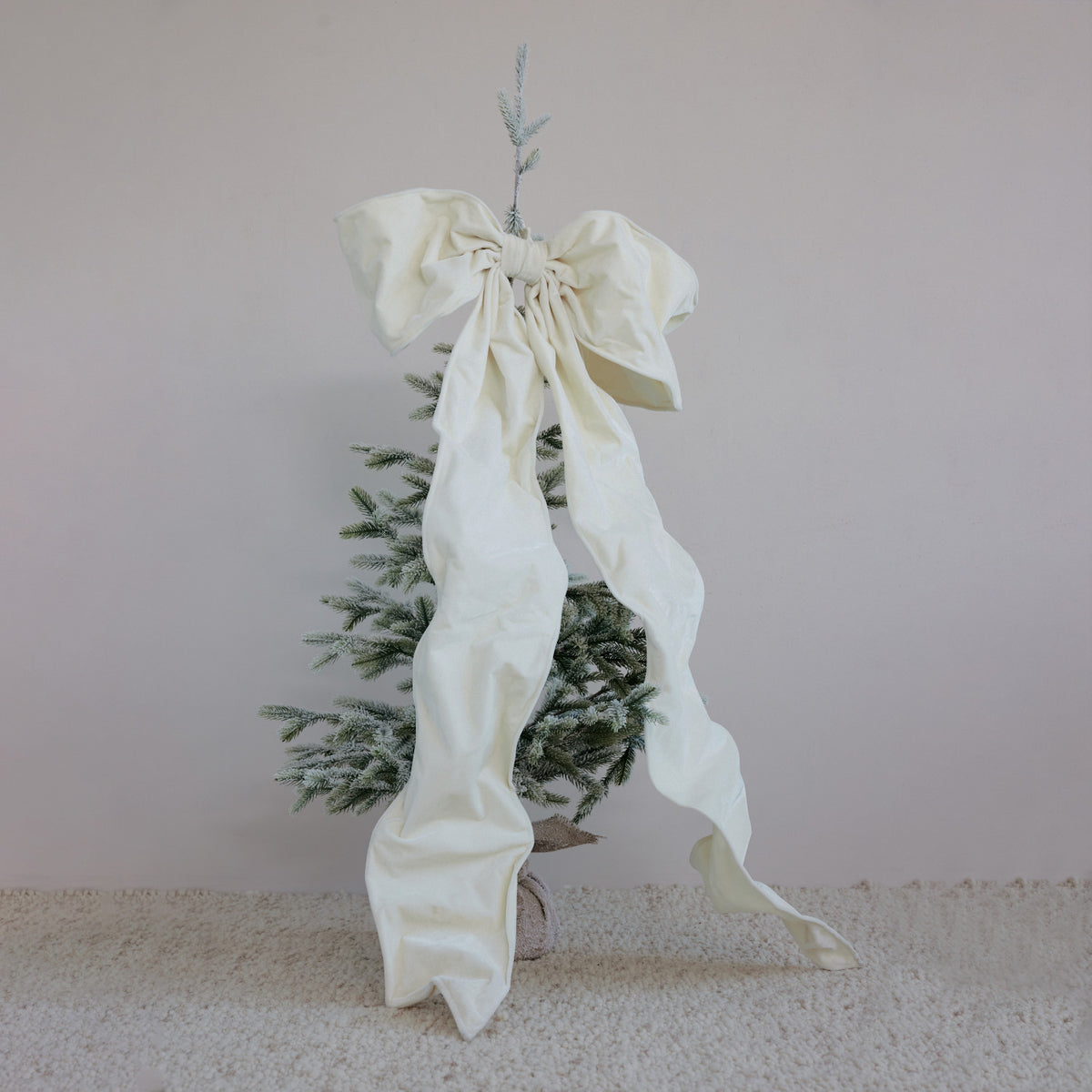 Velvet Bow, Feathered Farmhouse