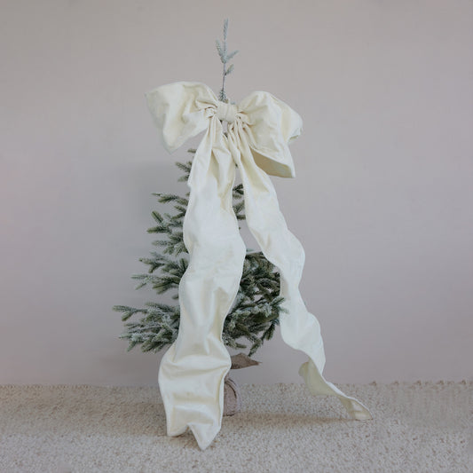 Velvet Bow, Feathered Farmhouse