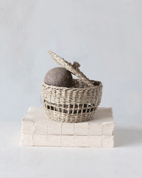 Seagrass Basket + Lid, Feathered Farmhouse
