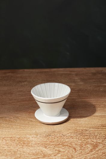 Lanquin Coffee Dripper, The Feathered Farmhouse