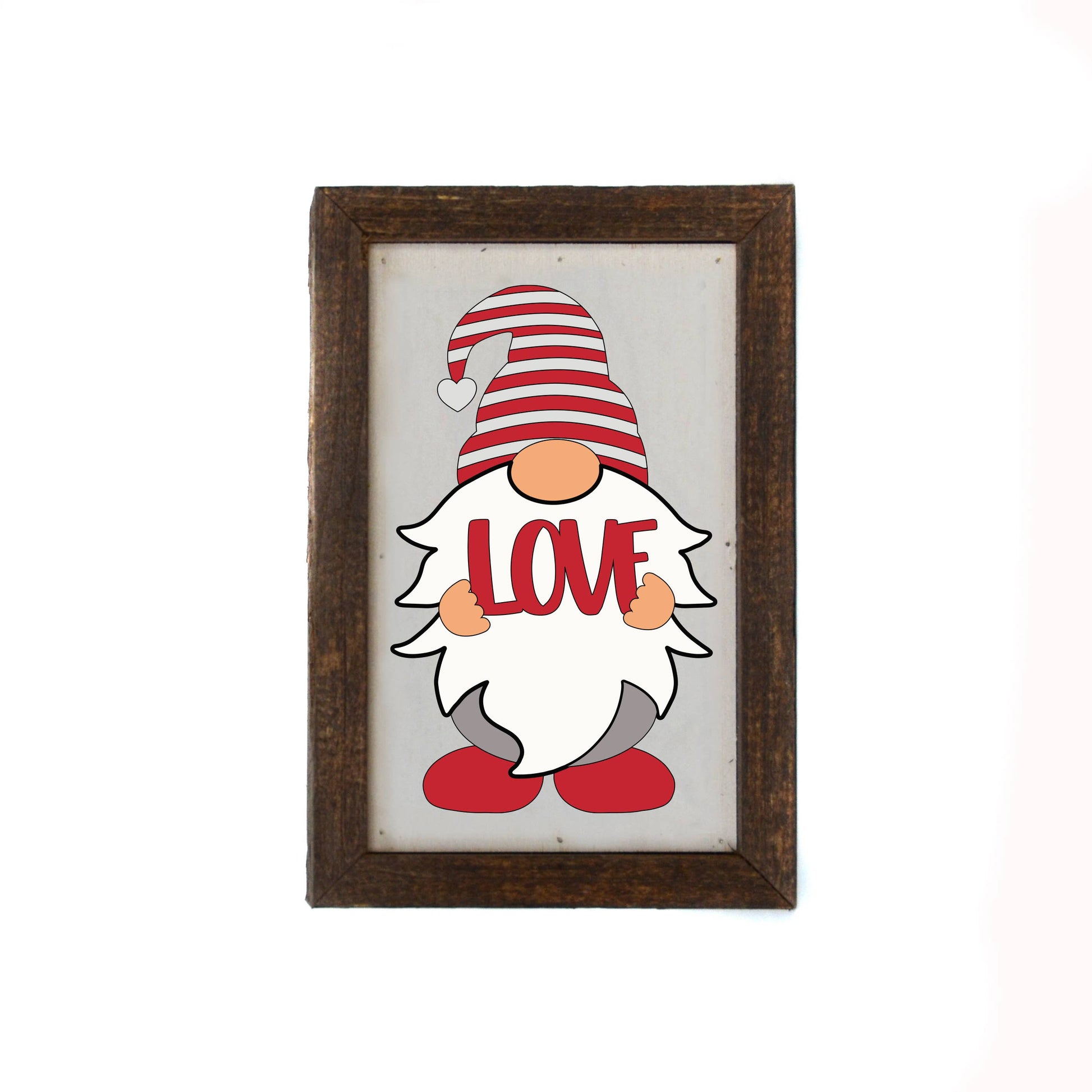Gnome With Heart Decor – The Feathered Farmhouse