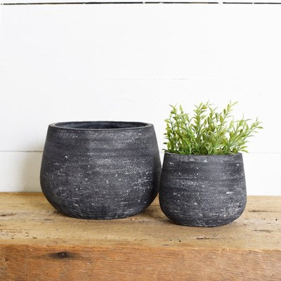 Black Grain Planter, Feathered Farmhouse