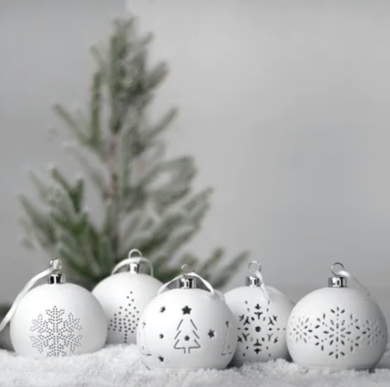 LED Ceramic Ornament, Feathered Farmhouse