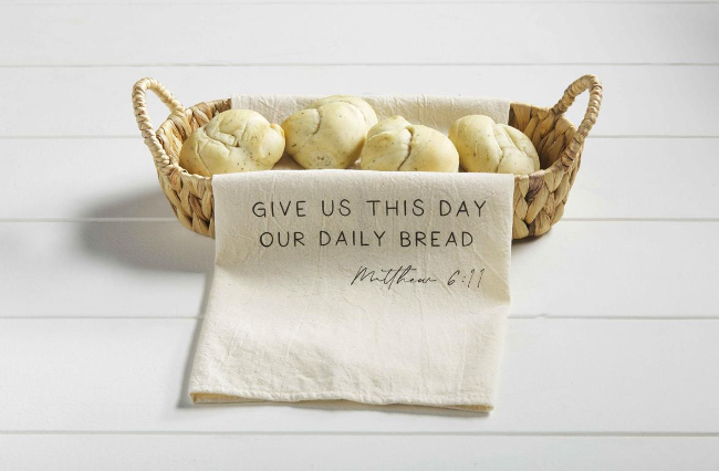 Bread Basket + Towel Set, The Feathered Farmhouse