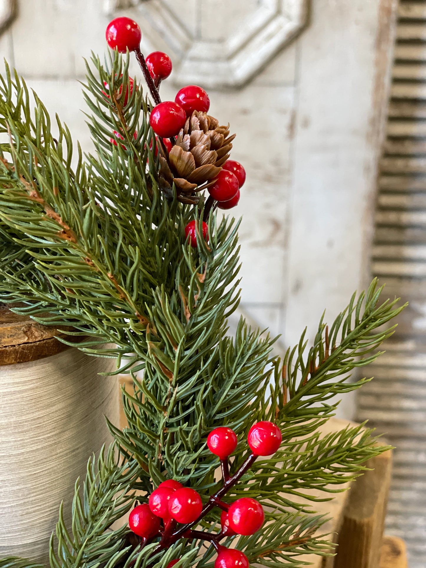 White Spruce + Berries Candle Ring, Feathered Farmhouse