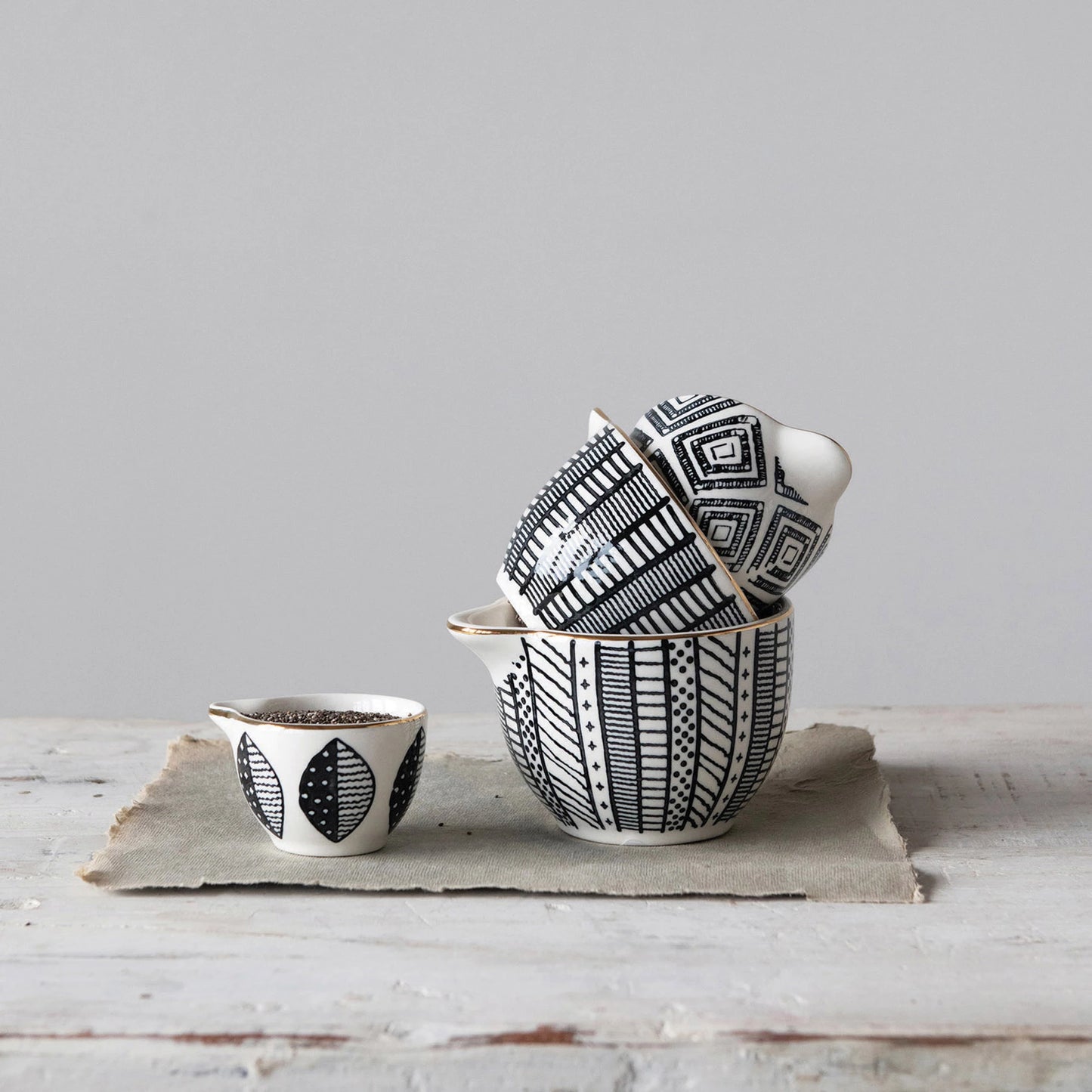 Black + White Measuring Cups, The Feathered Farmhouse